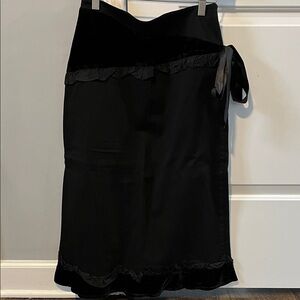 Neesha by D.A.R. Black Cotton/Velvet Blend MIDI skirt